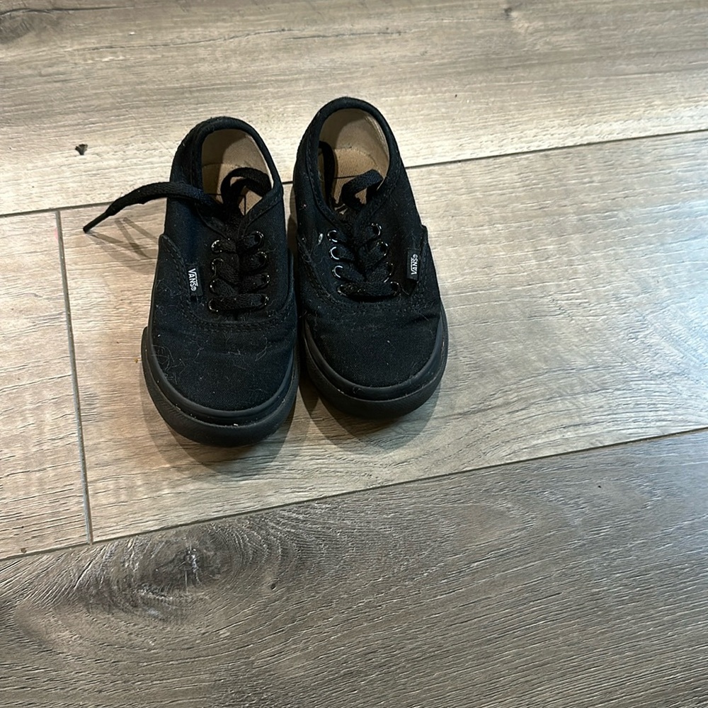 Toddler shoes